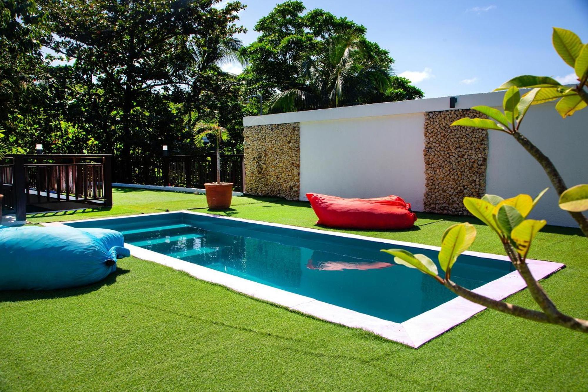 Chillax Boracay Hostel Yapak Екстериор снимка