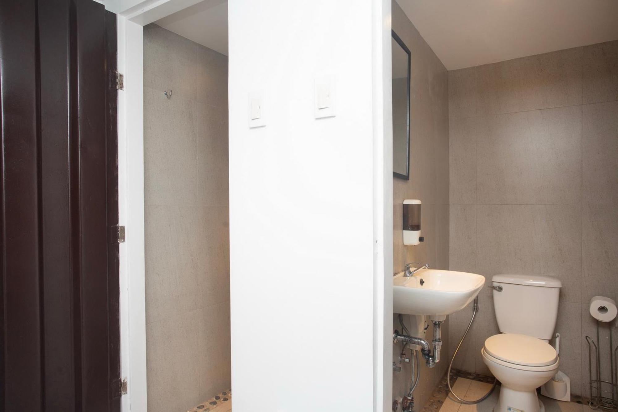 Chillax Boracay Hostel Yapak Екстериор снимка